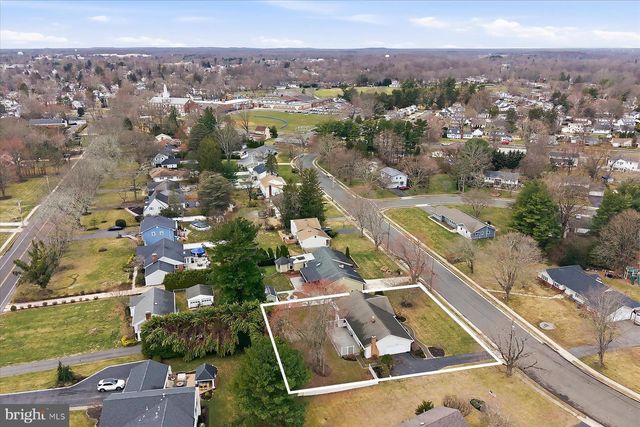29 HANCE BLVD, Freehold, NJ 07728
