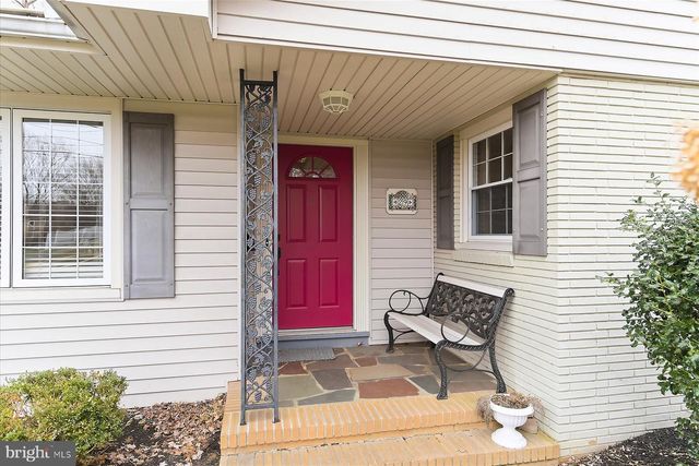 29 HANCE BLVD, Freehold, NJ 07728