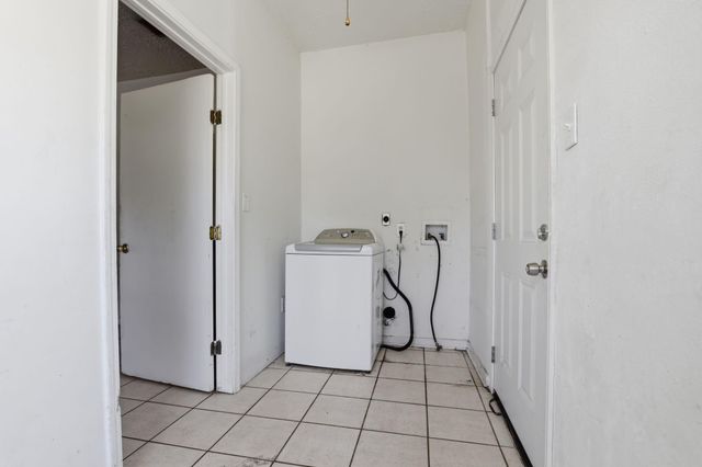 6803 Donlen Street, Houston, TX 77022