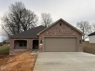 2005 N 8 1/2 Street, Paragould, AR 72450