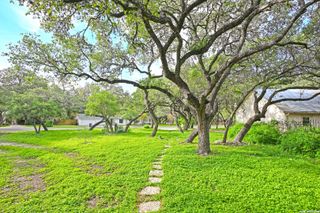 303 S MANTON LN, Castle Hills, TX 78213