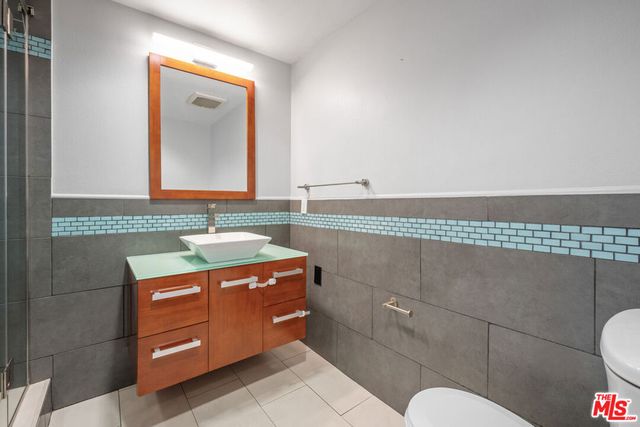 1115 S Elm Drive 513, Los Angeles, CA 90035