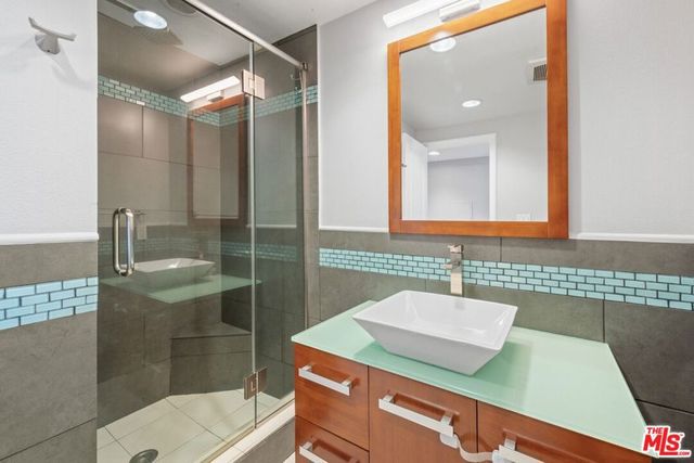 1115 S Elm Drive 513, Los Angeles, CA 90035