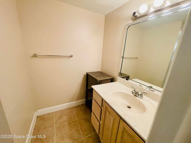 2700 N Highway A1a 13-102, Indialantic, FL 32903