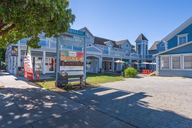 1029 Suzanne Court, Half Moon Bay, CA 94019