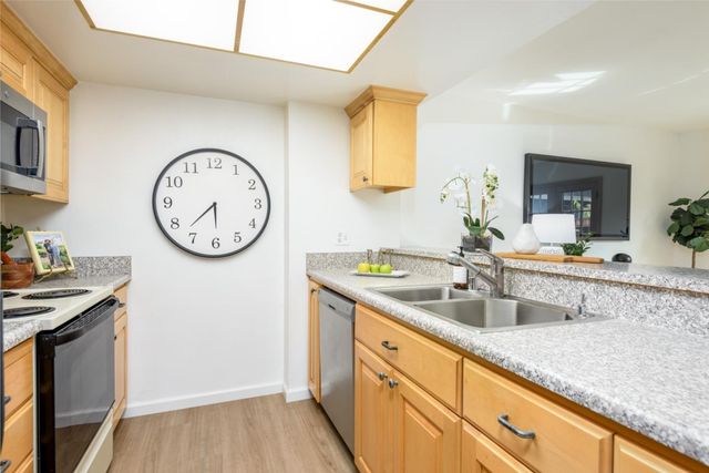 1029 Suzanne Court, Half Moon Bay, CA 94019