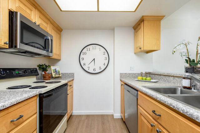 1029 Suzanne Court, Half Moon Bay, CA 94019