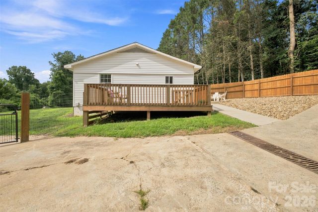 4879 Joe Powell Road, Morganton, NC 28655