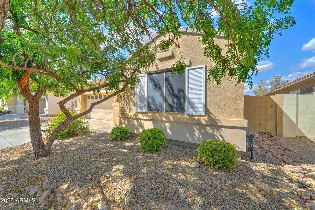 1752 E DEBBIE Drive, San Tan Valley, AZ 85140 — photo 3