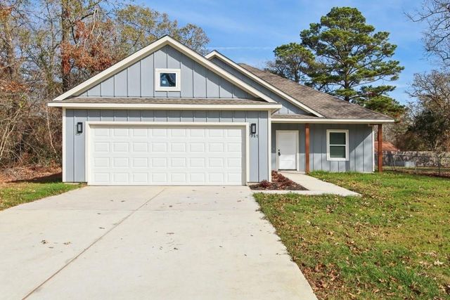 387 Autumn Lane, Livingston, TX 77351
