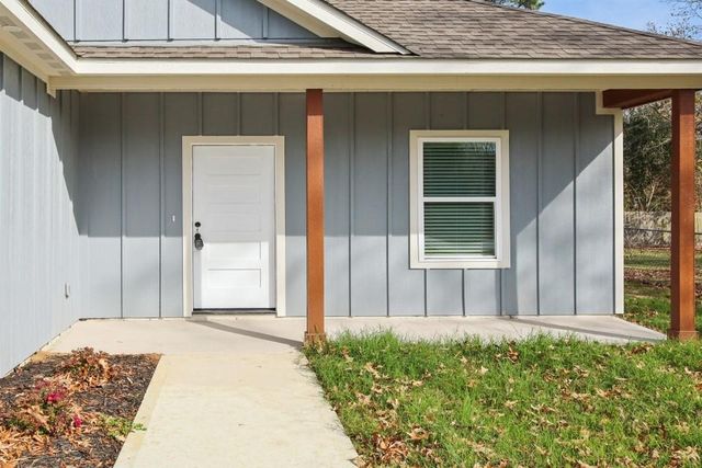 387 Autumn Lane, Livingston, TX 77351