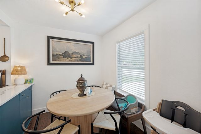 220 W College Street, Lewisville, TX 75057