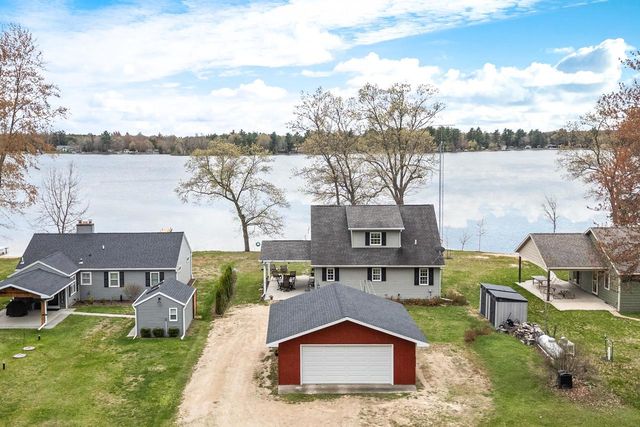 N8067 Tuttle Lake Road, Neshkoro, WI 54960