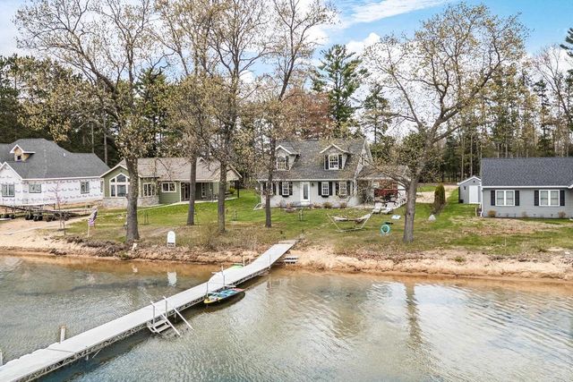 N8067 Tuttle Lake Road, Neshkoro, WI 54960