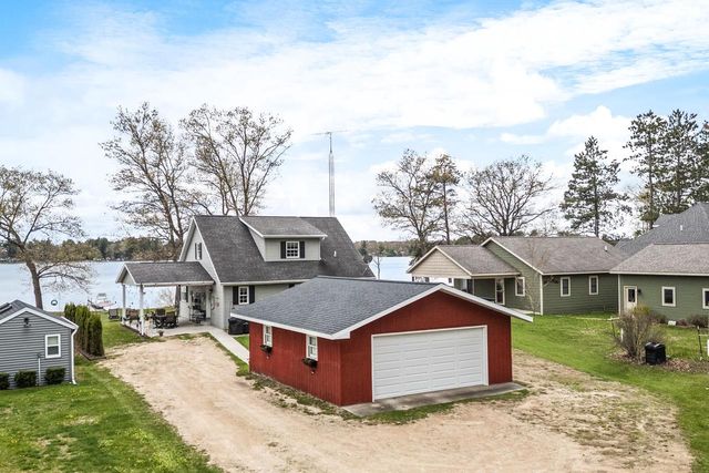 N8067 Tuttle Lake Road, Neshkoro, WI 54960