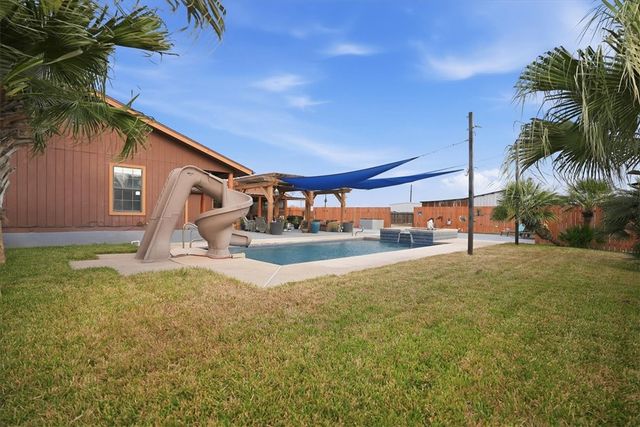 632 Fm 1540, Sandia, TX 78383