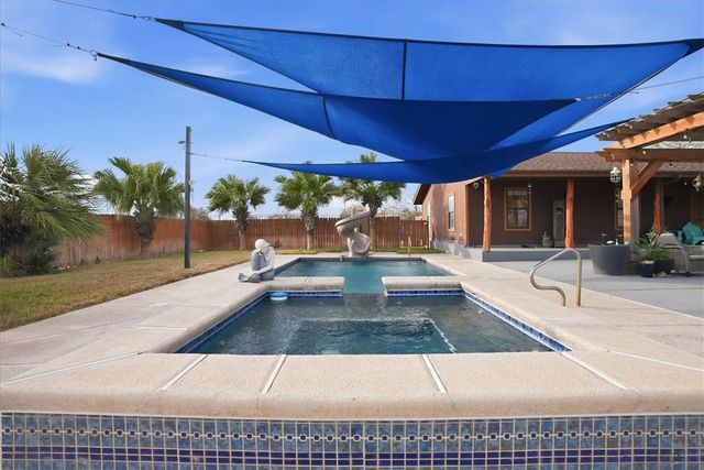 632 Fm 1540, Sandia, TX 78383