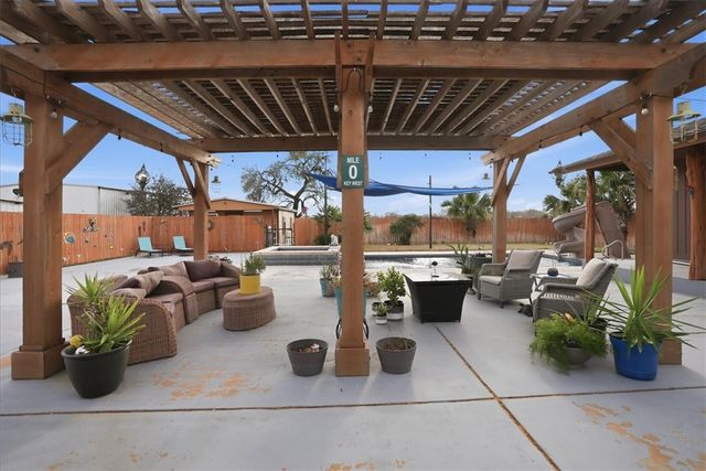 632 Fm 1540, Sandia, TX 78383