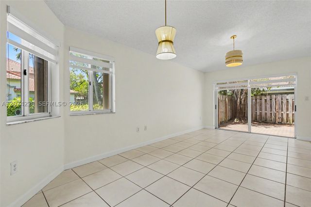 5118 NW 115th Ct, Doral, FL 33178