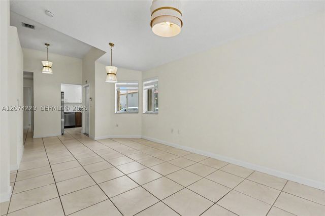 5118 NW 115th Ct, Doral, FL 33178