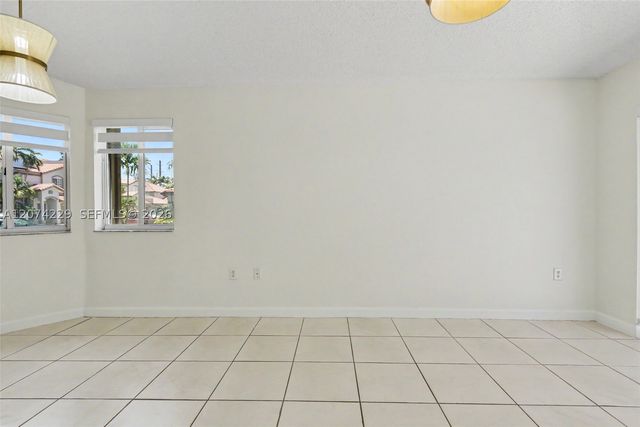 5118 NW 115th Ct, Doral, FL 33178