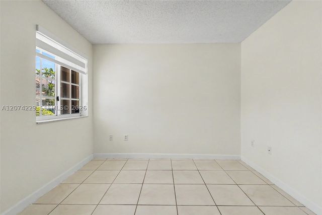 5118 NW 115th Ct, Doral, FL 33178