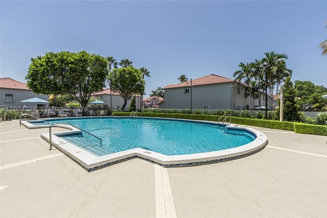 5118 NW 115th Ct, Doral, FL 33178