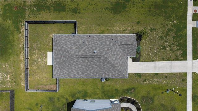 150 Cloverleaf Street, Summerville, SC 29483