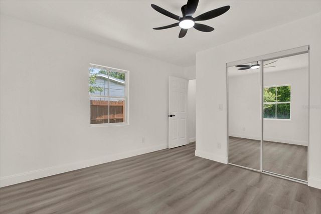 4200 HUNTINGTON STREET NE, St Petersburg, FL 33703