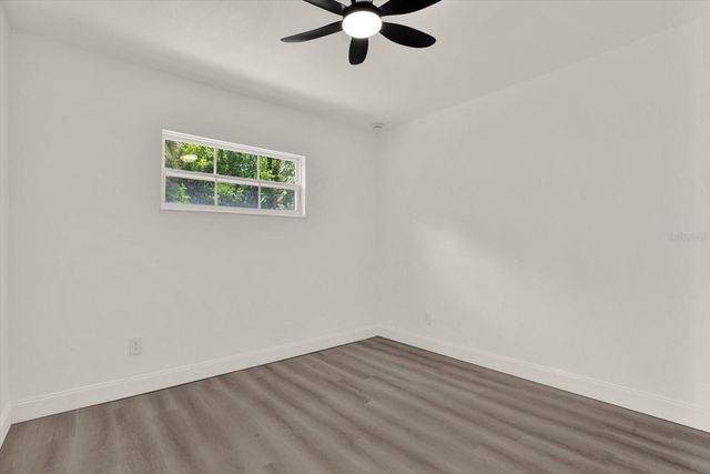 4200 HUNTINGTON STREET NE, St Petersburg, FL 33703