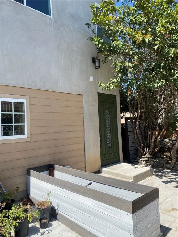 1329 Pico Street, San Fernando, CA 91340