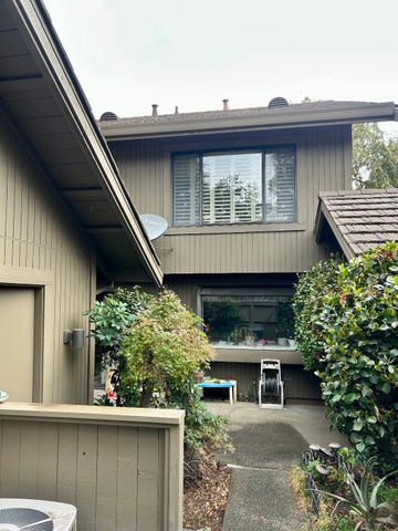 11442 Coloma Rd, Gold River, CA 95670