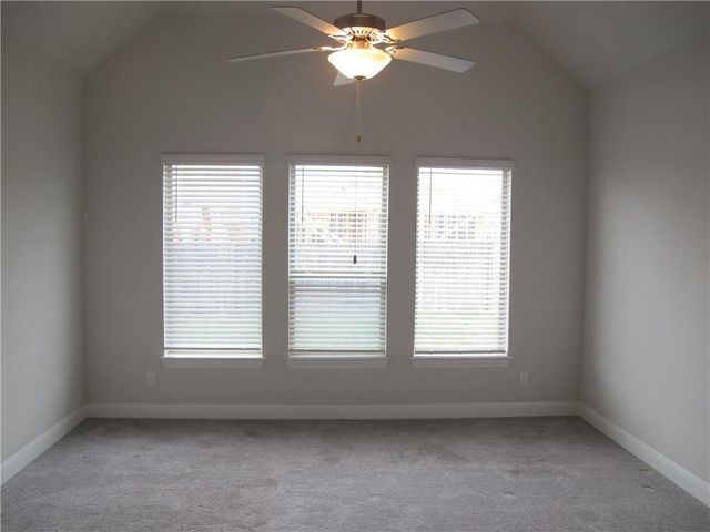 635 Spinnaker LOOP, Kyle, TX 78640