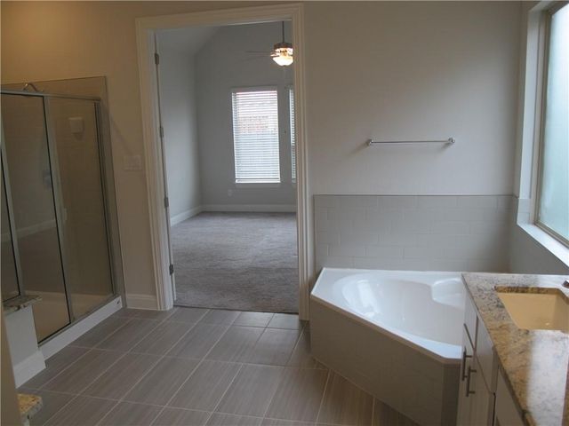 635 Spinnaker LOOP, Kyle, TX 78640