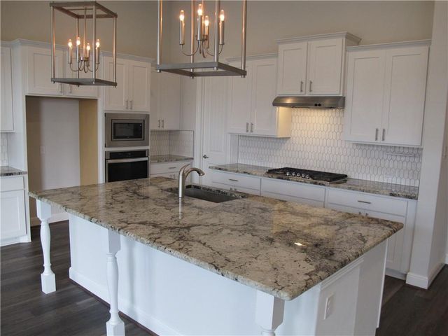635 Spinnaker LOOP, Kyle, TX 78640