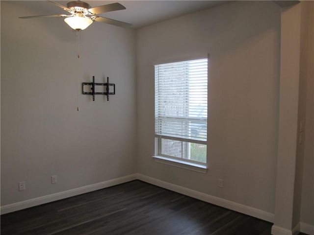 635 Spinnaker LOOP, Kyle, TX 78640