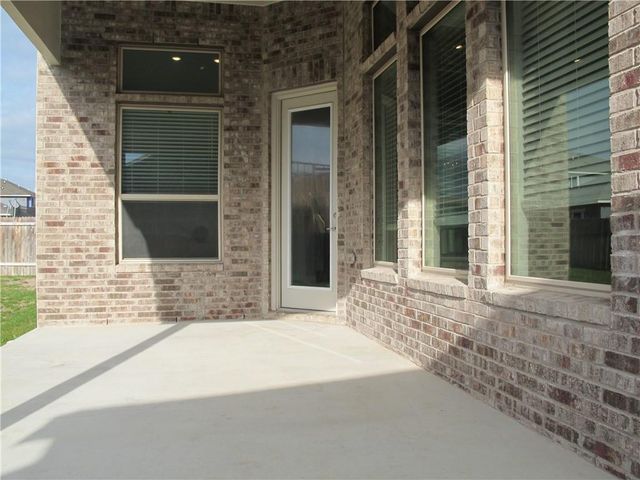 635 Spinnaker LOOP, Kyle, TX 78640