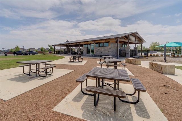 635 Spinnaker LOOP, Kyle, TX 78640