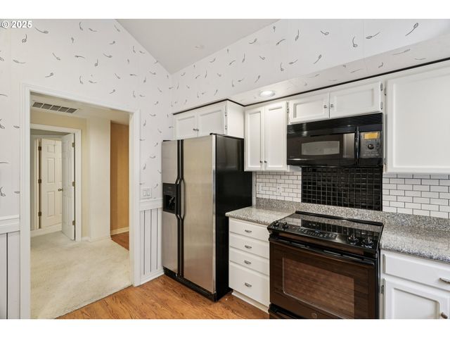 542 FOUNTAIN Ct N, Keizer, OR 97303