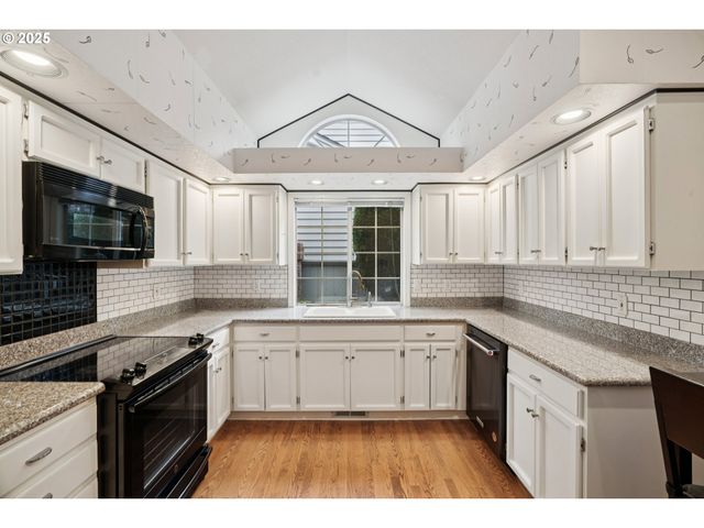 542 FOUNTAIN Ct N, Keizer, OR 97303