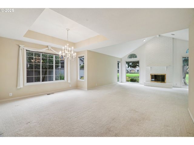 542 FOUNTAIN Ct N, Keizer, OR 97303