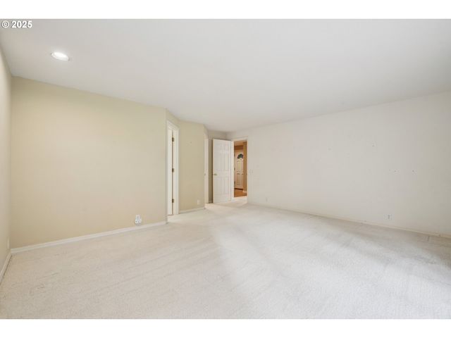 542 FOUNTAIN Ct N, Keizer, OR 97303