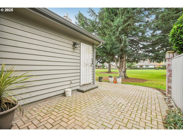 542 FOUNTAIN Ct N, Keizer, OR 97303