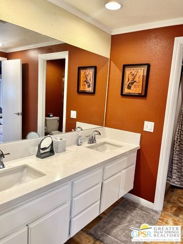2441 S Birdie Way E, Palm Springs, CA 92264