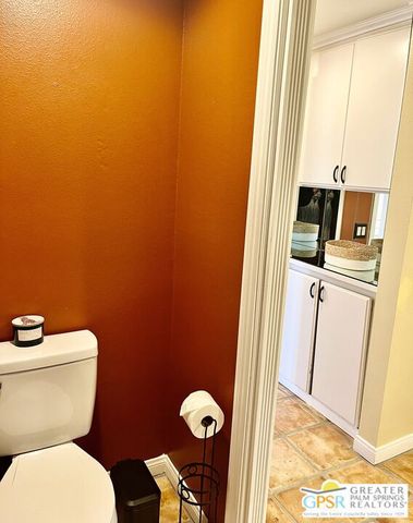 2441 S Birdie Way E, Palm Springs, CA 92264