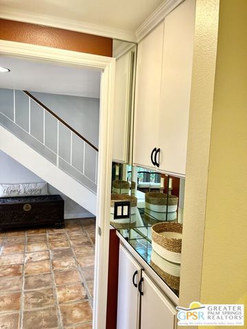 2441 S Birdie Way E, Palm Springs, CA 92264