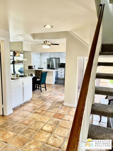 2441 S Birdie Way E, Palm Springs, CA 92264