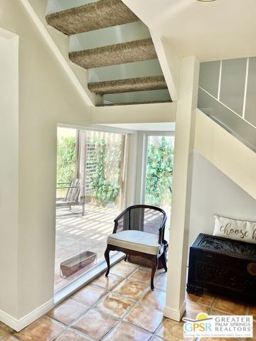2441 S Birdie Way E, Palm Springs, CA 92264