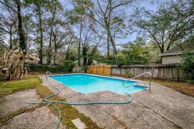 6106 Morningcrest Court, Spring, TX 77389