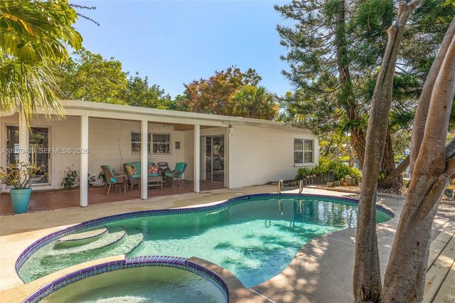 124 Aucila RD., Cocoa Beach, FL 32931